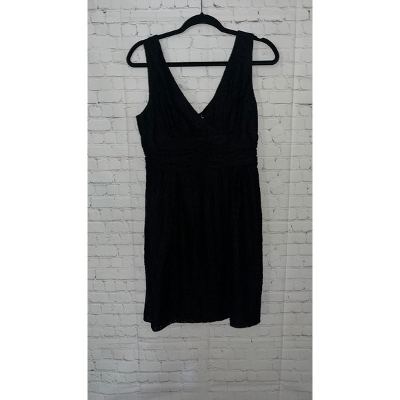 Trina Turk Los Angeles Black Lace Dress Sleeveless V-Neck Cocktail Party Size 8 - Picture 2 of 7